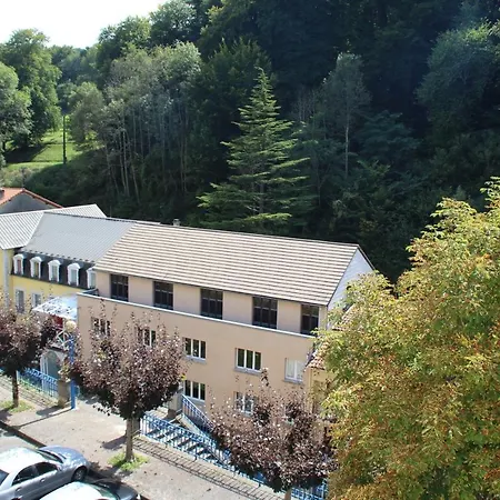 Pyrene Holidays- Location - Voyage Et Cure Thermale Les Bains Apartmán Capvern