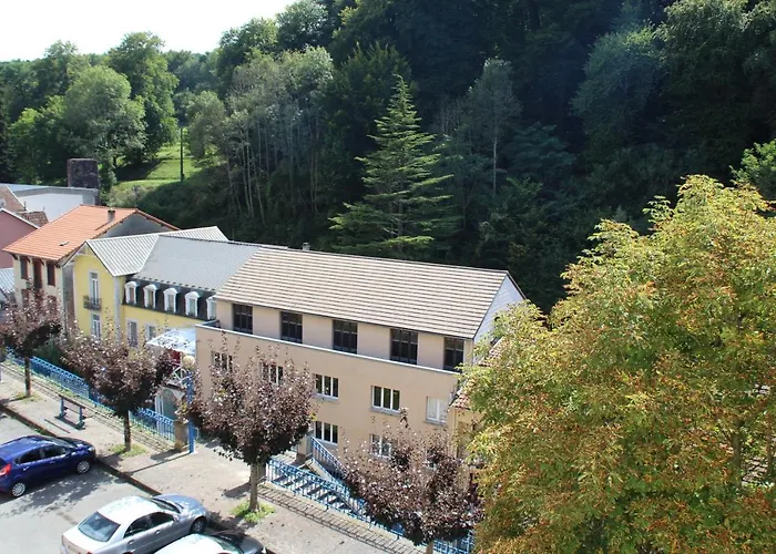 Pyrene Holidays- Location - Voyage Et Cure Thermale Les Bains Apartmán Capvern